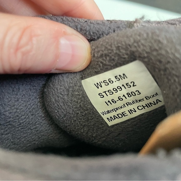 Sperry Rain/Snow Boots Size 6.5 - Picture 9 of 9